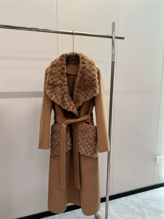 Maxmara mid-length cashmere coat